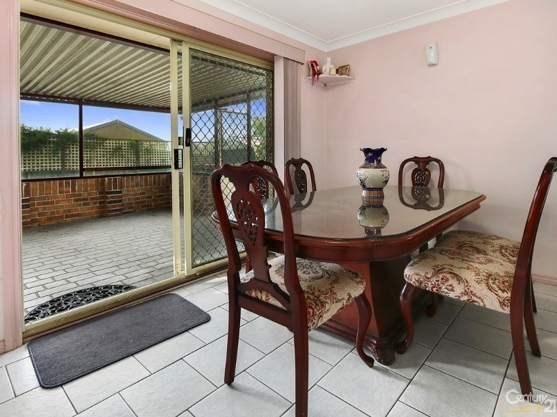 8 Alexandra Place, Glendenning NSW 2761