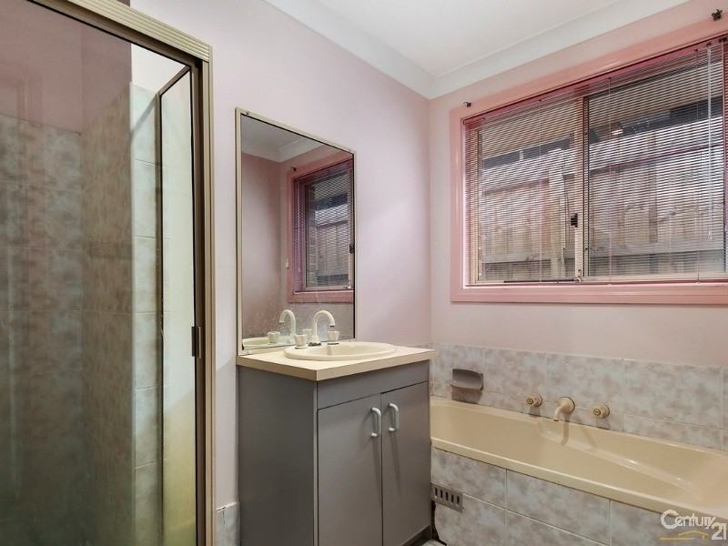 8 Alexandra Place, Glendenning NSW 2761