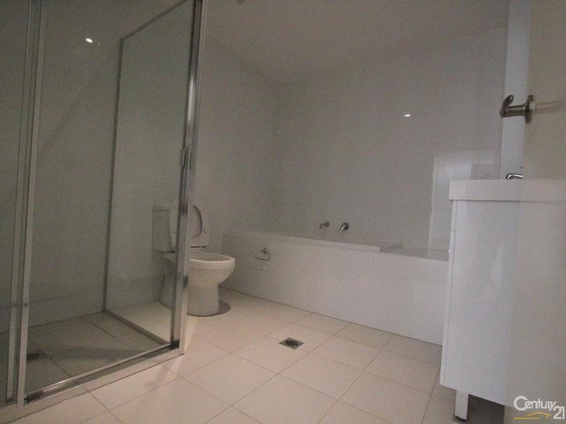 90/24 LACHLAN STREET, Liverpool NSW 2170