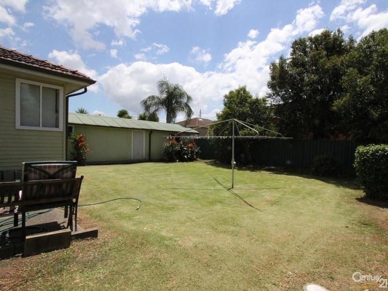 19 PEARCE STREET, Liverpool NSW 2170