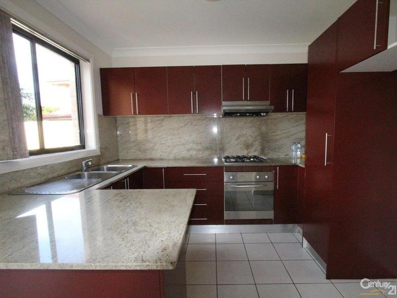 3/10 YERONA STREET, Prestons NSW 2170