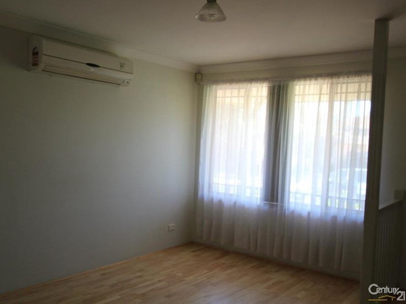 12 BRINDABELLA DRIVE, Horningsea Park NSW 2171