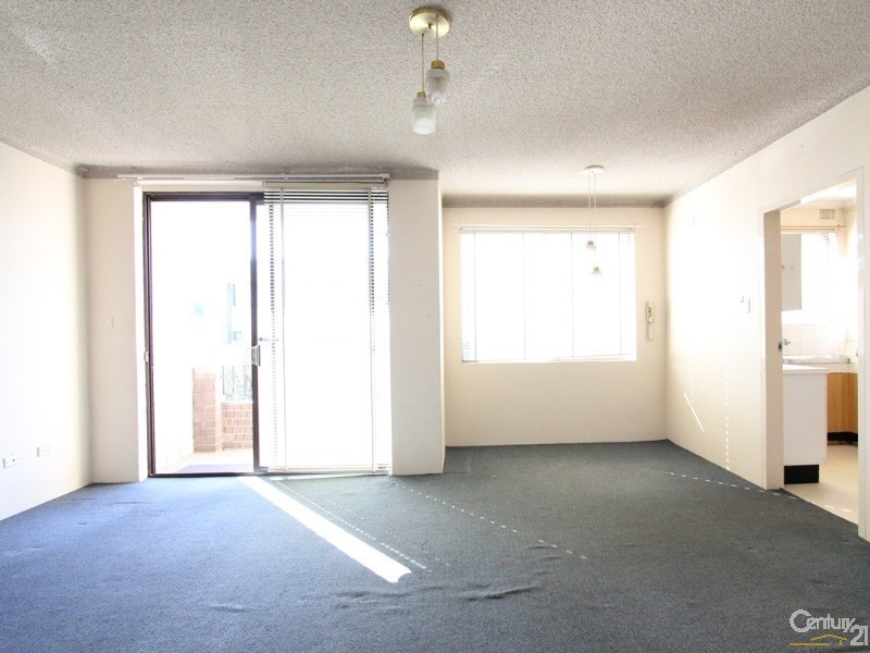 9/49 Goulburn Street, Liverpool NSW 2170