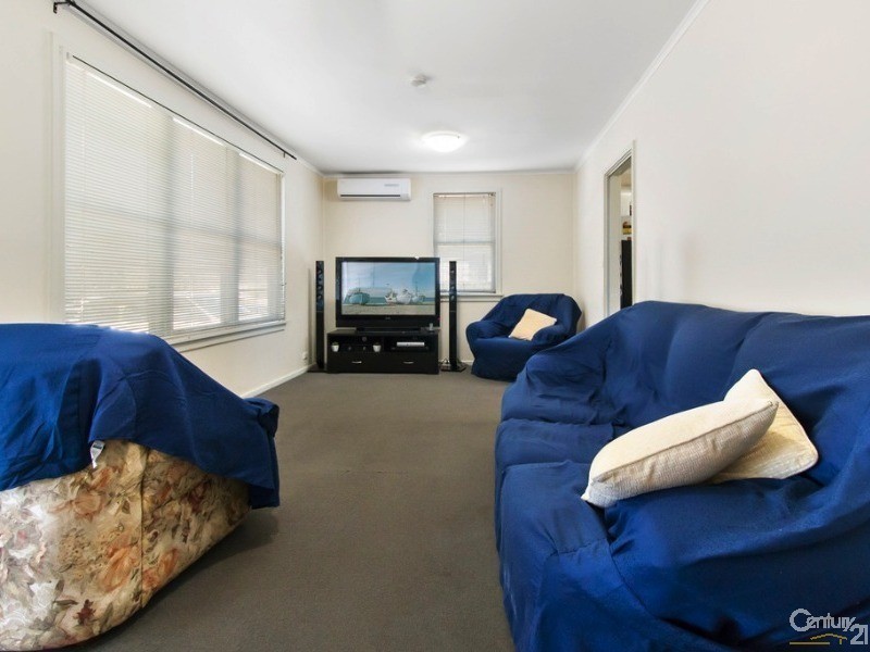 18 Glenwari Street, Sadleir NSW 2168