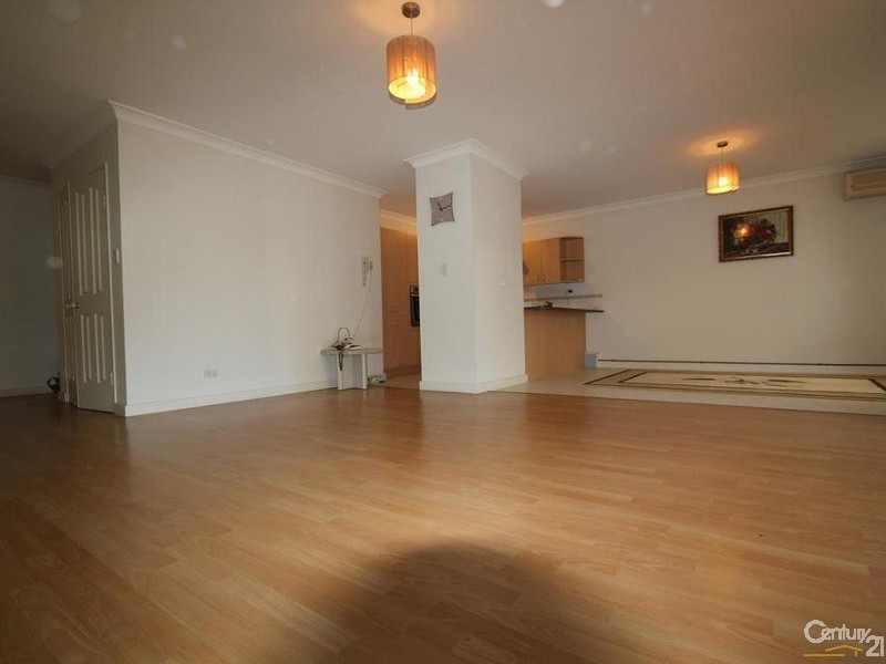 8/69 BATHURST STREET, Liverpool NSW 2170