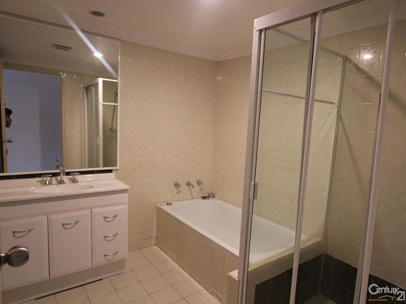 16/12 FRANK OLIVERI DRIVE, Chipping Norton NSW 2170