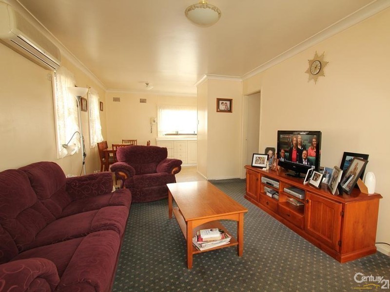 2 KALGOORLIE PLACE, Cartwright NSW 2168