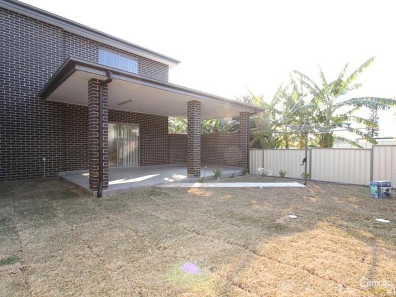 972 WOODVILLE ROAD, Villawood NSW 2163