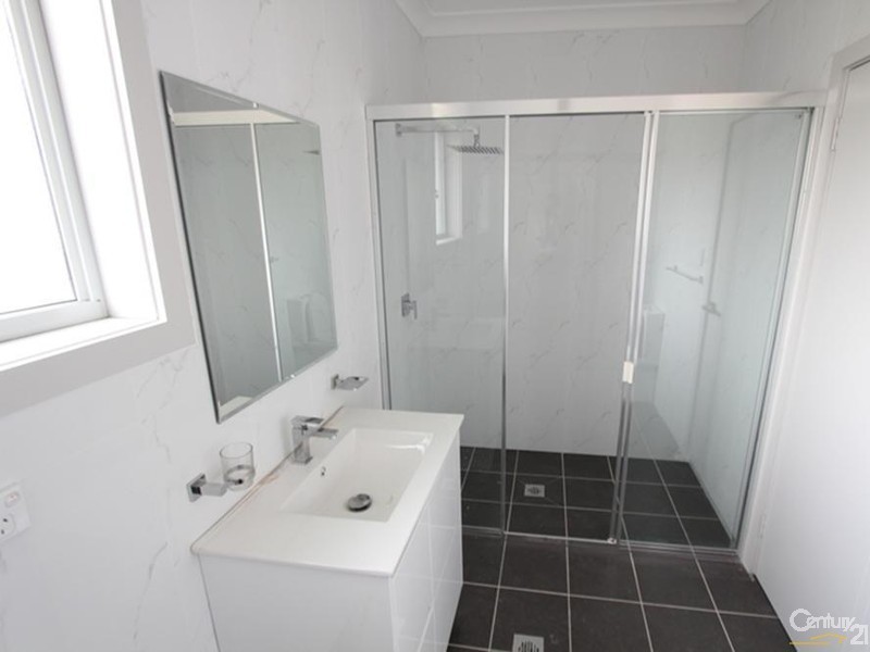 972 WOODVILLE ROAD, Villawood NSW 2163