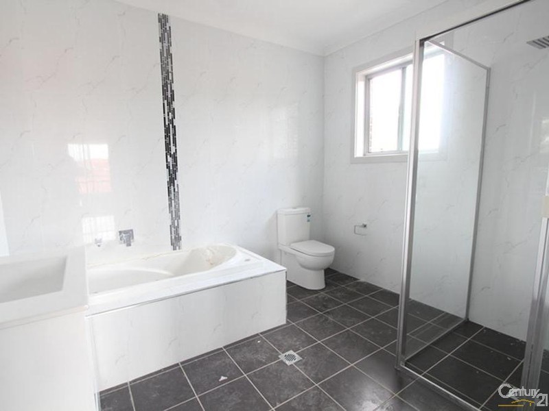 972 WOODVILLE ROAD, Villawood NSW 2163
