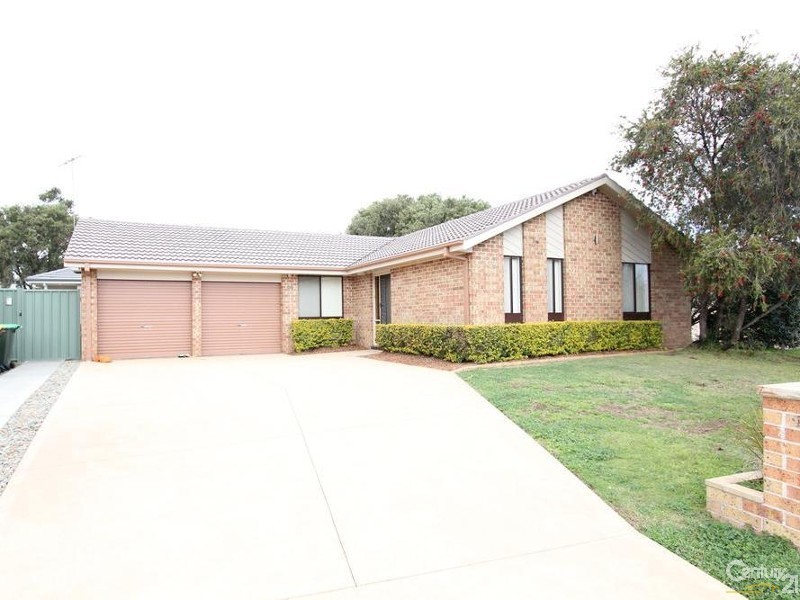 68 EPSOM ROAD, Chipping Norton NSW 2170