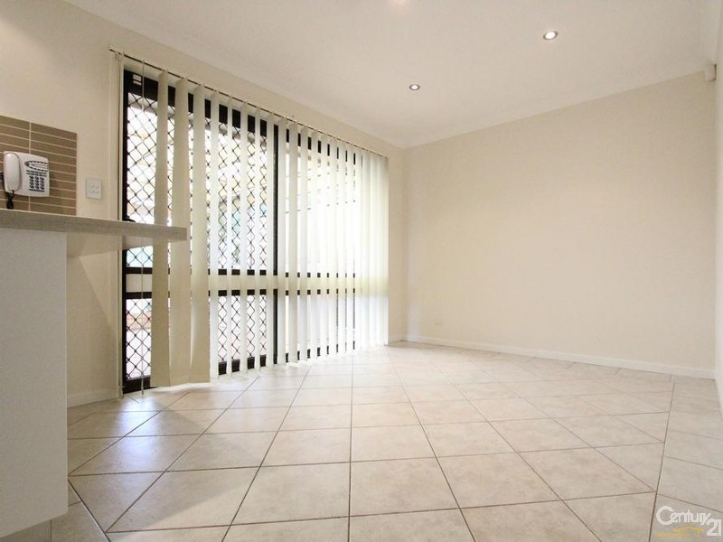 68 EPSOM ROAD, Chipping Norton NSW 2170