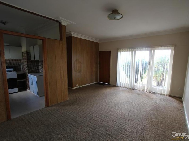 214 MOORE STREET, Liverpool NSW 2170