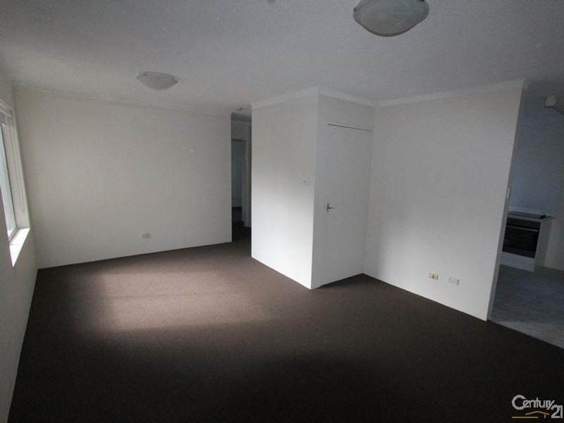 24/12-16 GOULBURN STREET, Liverpool NSW 2170