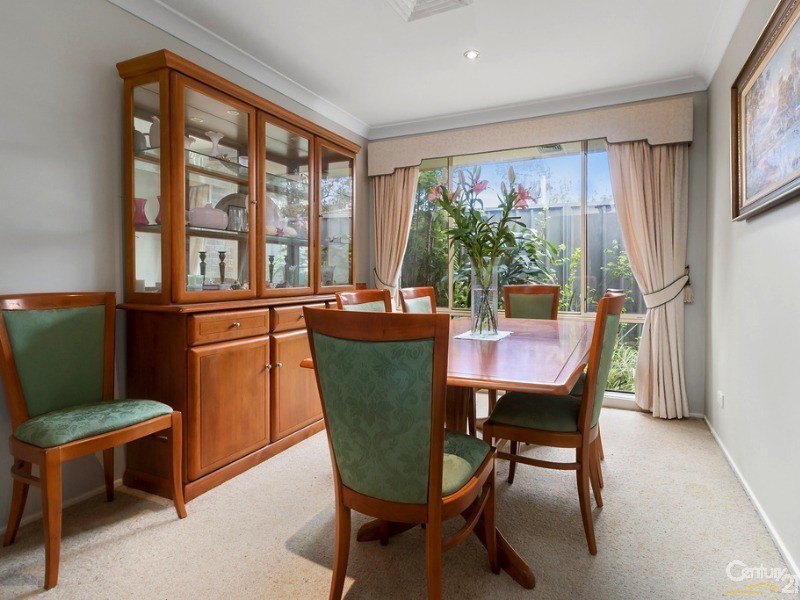 3 Ellerston Court, Wattle Grove NSW 2173