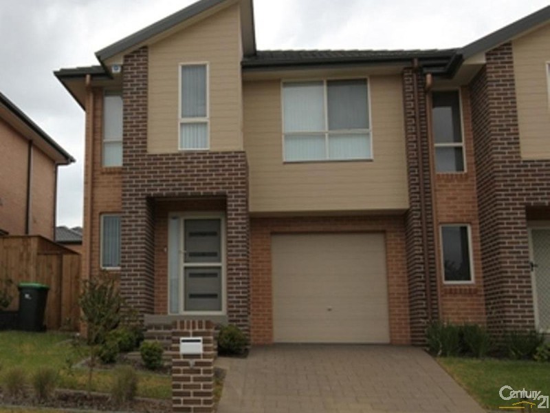 9 WARBY AVENUE, West Hoxton NSW 2171