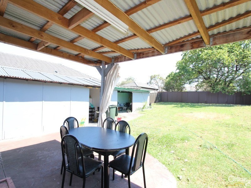 23 Coolaroo Crescent, Lurnea NSW 2170