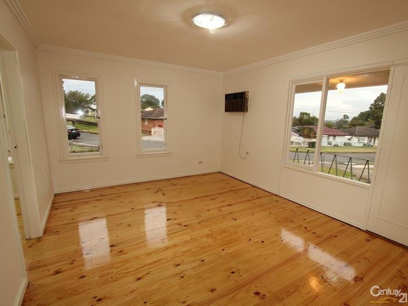 88 STRICKLAND CRESCENT, Ashcroft NSW 2168