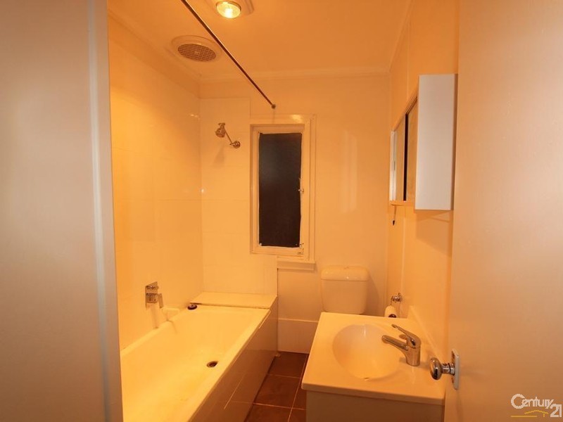 88 STRICKLAND CRESCENT, Ashcroft NSW 2168