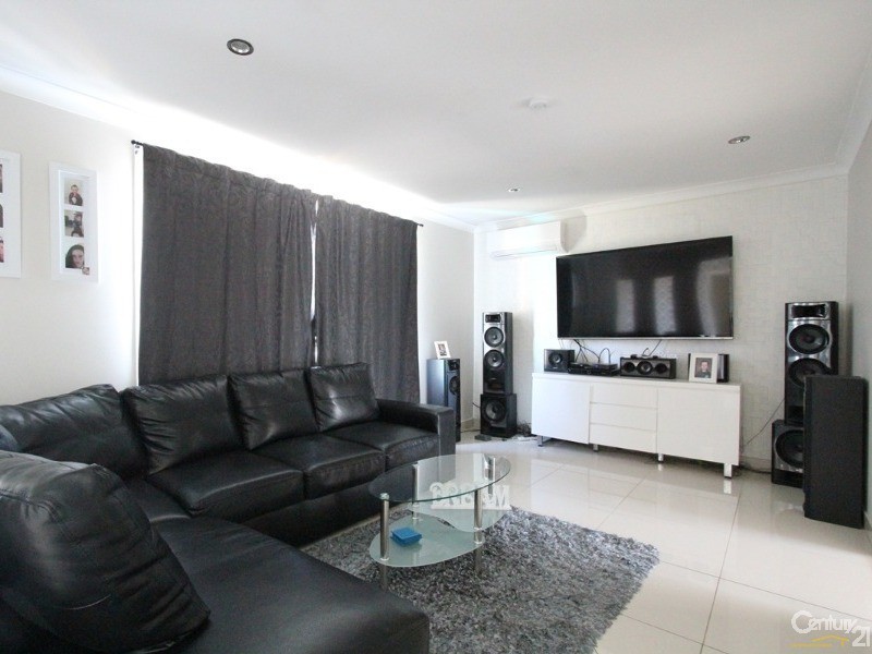 199 Hoxton Park Road, Cartwright NSW 2168