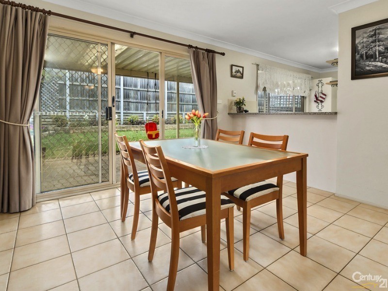 10 Bulmann Ave, Horningsea Park NSW 2171