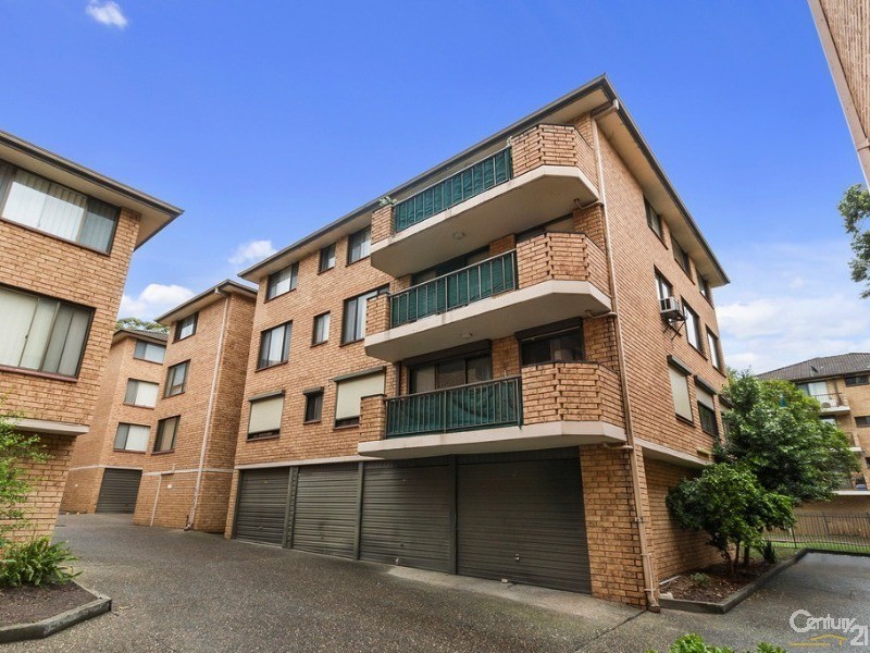 16/138 Moore Street, Liverpool NSW 2170