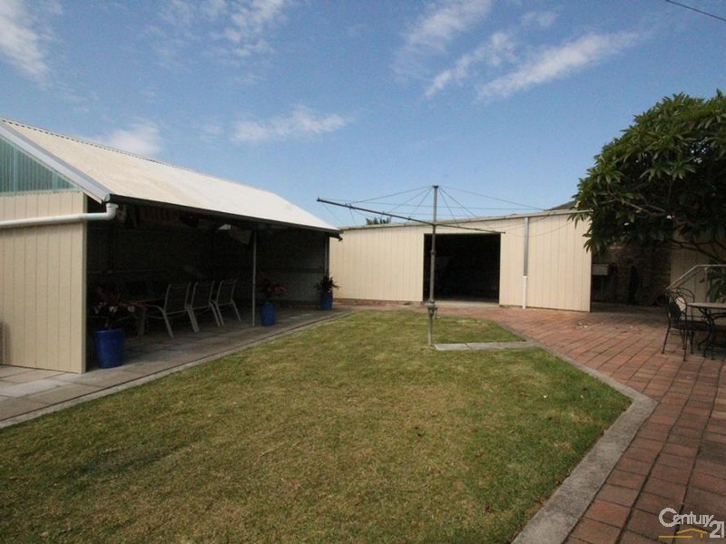 87 GRAHAM AVENUE, Lurnea NSW 2170