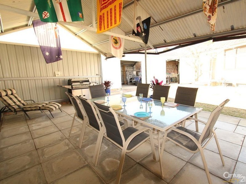 87 GRAHAM AVENUE, Lurnea NSW 2170