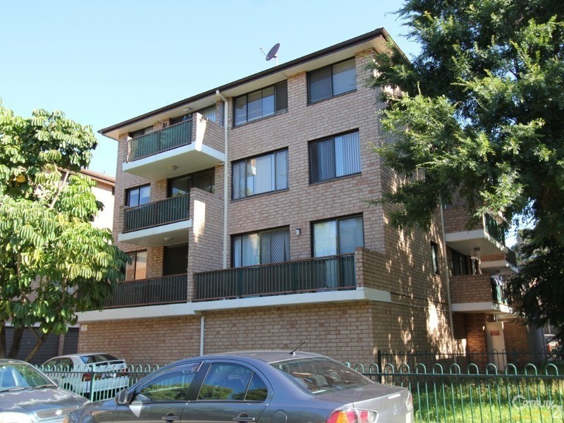 9/77 Memorial Ave, Liverpool NSW 2170