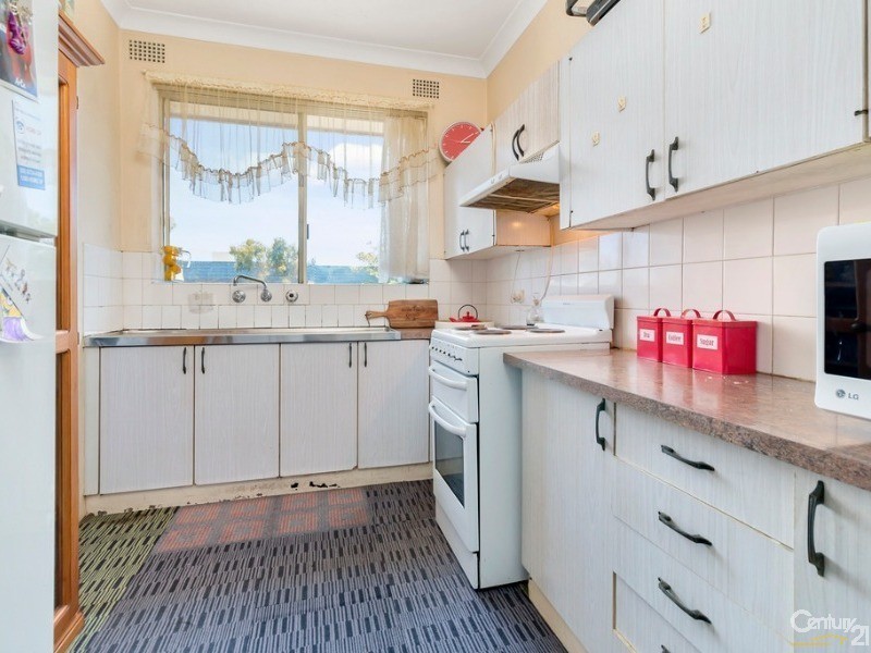 9/76  Bigge Street, Liverpool NSW 2170