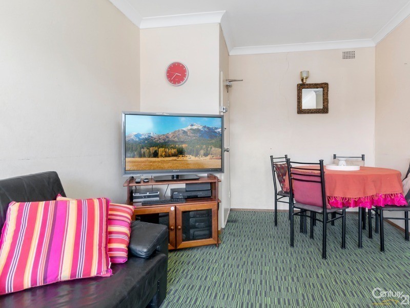 9/76  Bigge Street, Liverpool NSW 2170