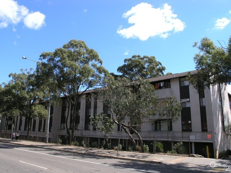 32/81 MEMORIAL AVENUE, Liverpool NSW 2170