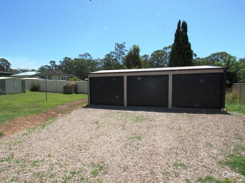 15 BOONOKE CRESCENT, Miller NSW 2168