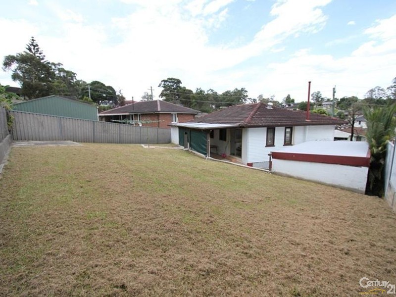 7 ST JOHNS ROAD, Busby NSW 2168