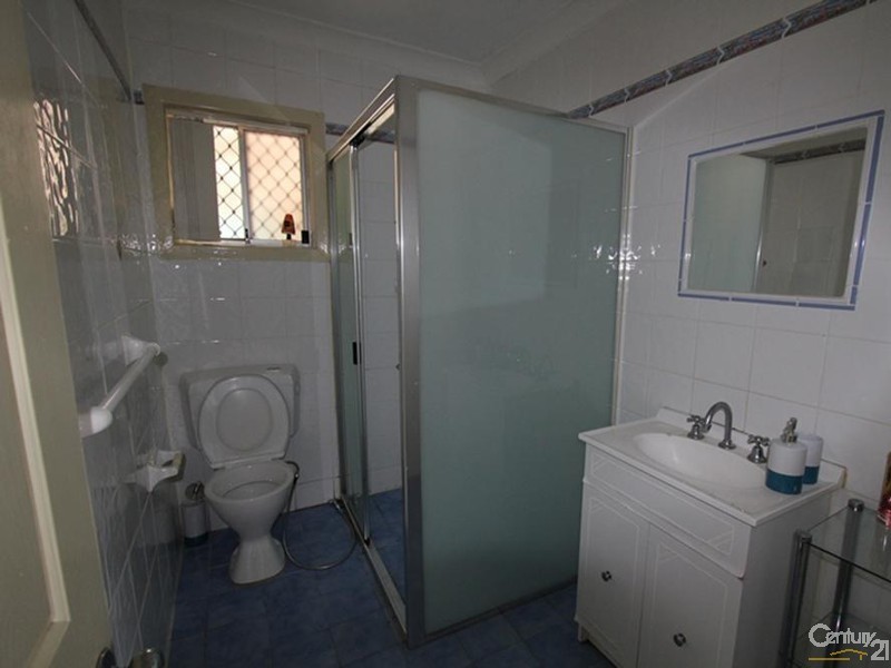 7 ST JOHNS ROAD, Busby NSW 2168