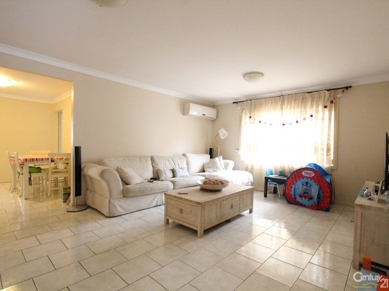 5/42-46 Wellwood Ave, Moorebank NSW 2170