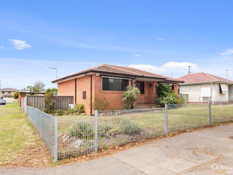 30  Mawson Drive, Cartwright NSW 2168