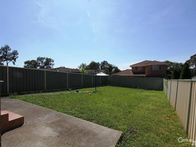 3A EVA AVENUE, Hinchinbrook NSW 2168