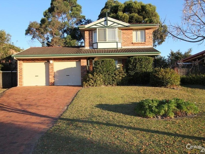 7 BANKSIA PLACE, Wattle Grove NSW 2173