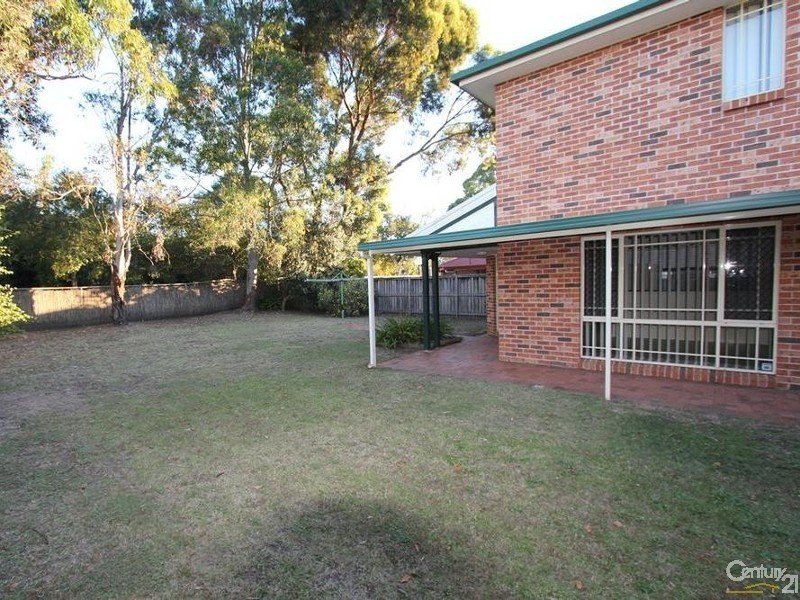 7 BANKSIA PLACE, Wattle Grove NSW 2173