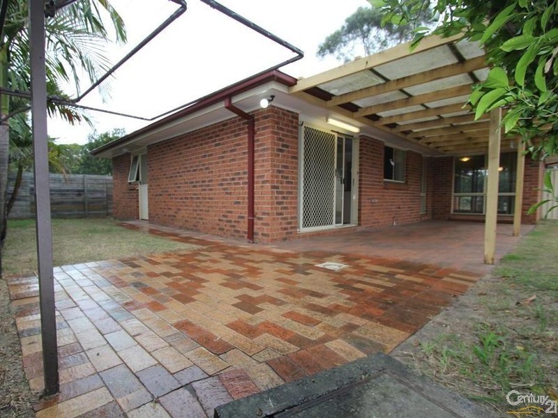 12 EXBURY COURT, Wattle Grove NSW 2173