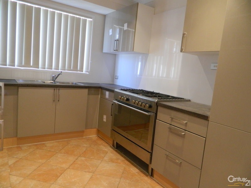 43 MARULLAN WAY, Prestons NSW 2170