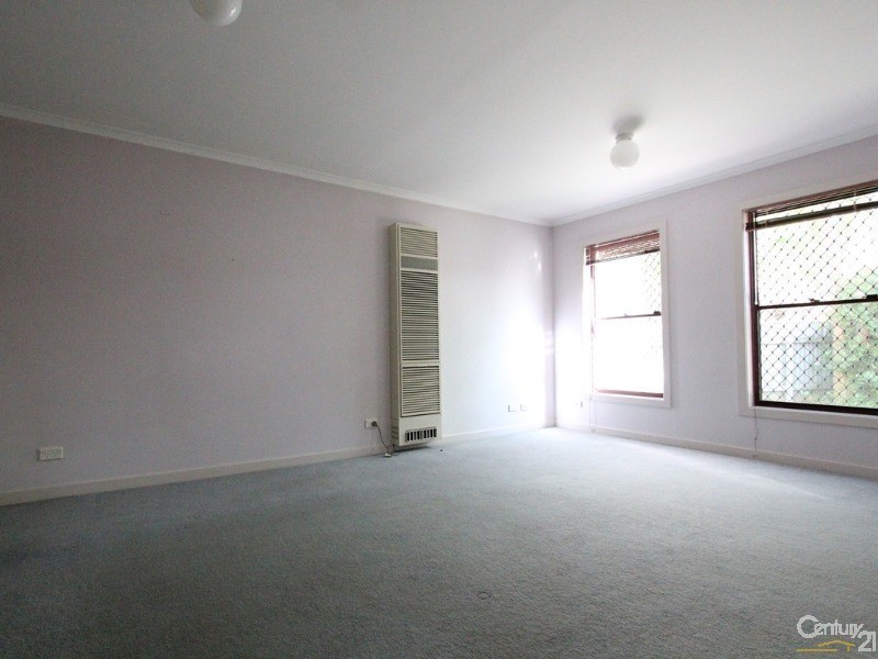 13/19  Troopers Mews, Holsworthy NSW 2173