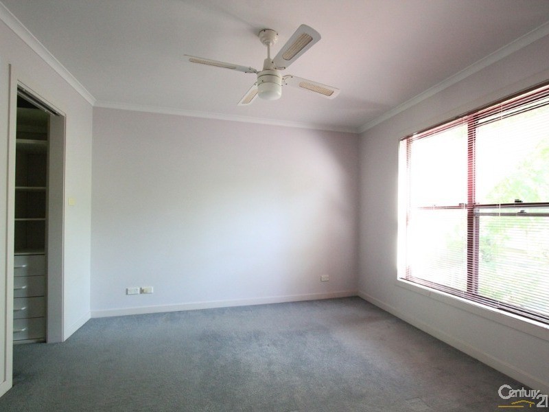 13/19  Troopers Mews, Holsworthy NSW 2173