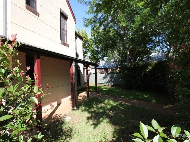 13/19  Troopers Mews, Holsworthy NSW 2173