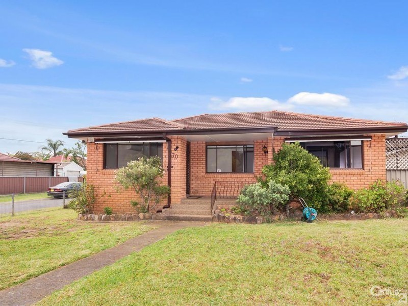 30 MAWSON DRIVE, Cartwright NSW 2168