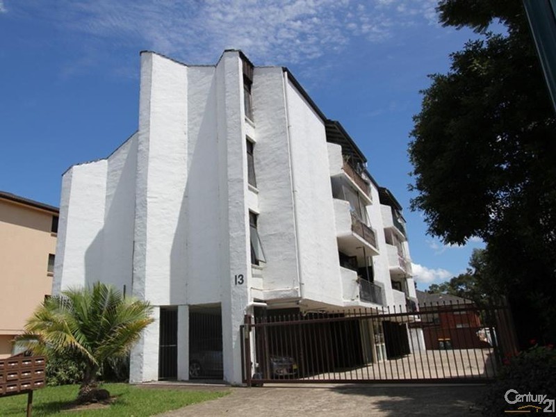 3/13 HART STREET, Warwick Farm NSW 2170