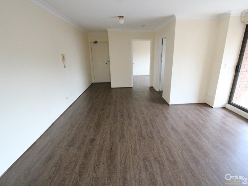 66/142 MOORE STREET, Liverpool NSW 2170