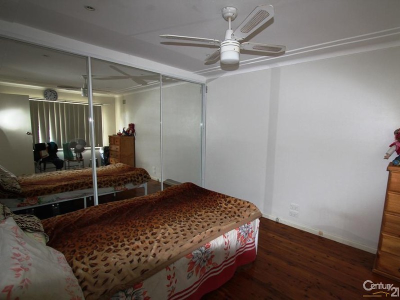 215 MEMORIAL AVENUE, Liverpool NSW 2170