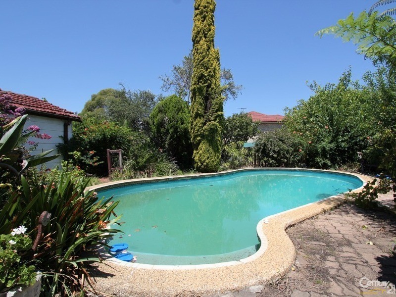 98 Elizabeth Drive, Liverpool NSW 2170